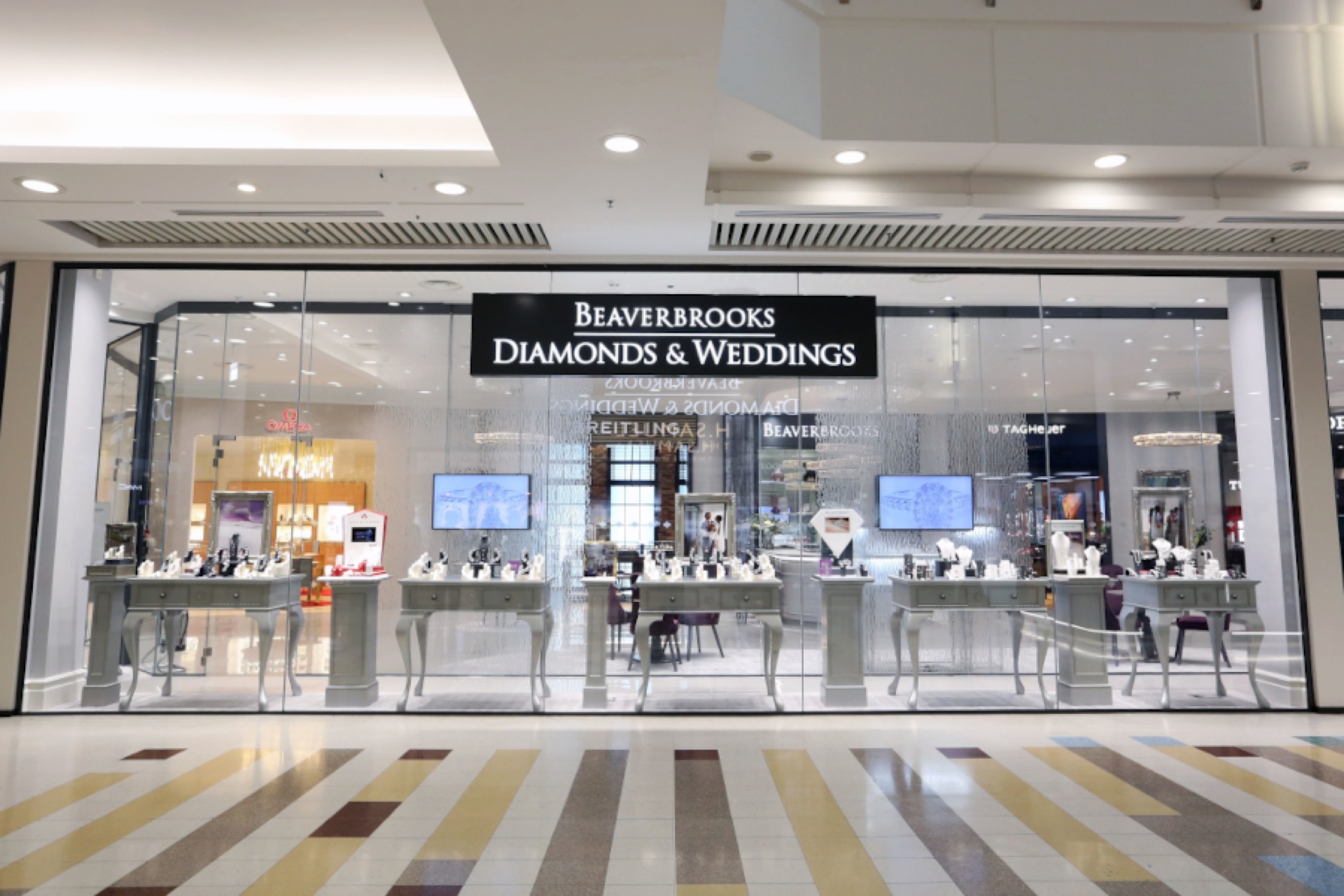 Beaverbrooks Diamonds and Weddings storefront elevation with floor-to-ceiling glazing at Braehead